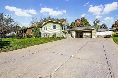 1408 Robinwood Ln, Faribault, MN 55021 photo 4
