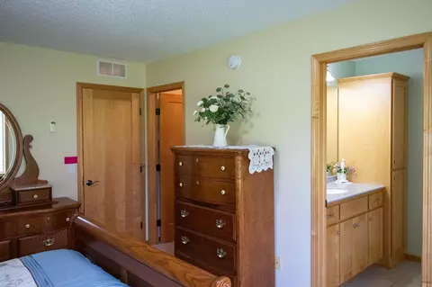 4307 Dublin Dr, Saint Cloud, MN 56301 photo 13