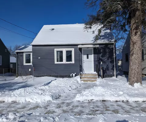 1611 3rd St NE, Rochester, MN 55906
