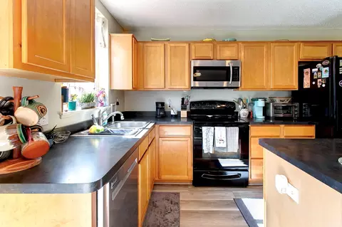 527 Summit Ln, Dundas, MN 55019 photo 6