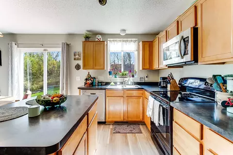 527 Summit Ln, Dundas, MN 55019 photo 12