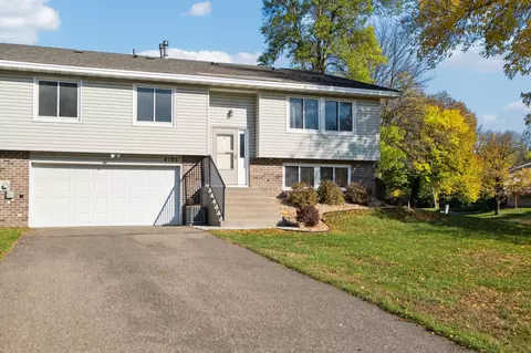 4195 Bridgewood Ter, Vadnais Heights, MN 55127
