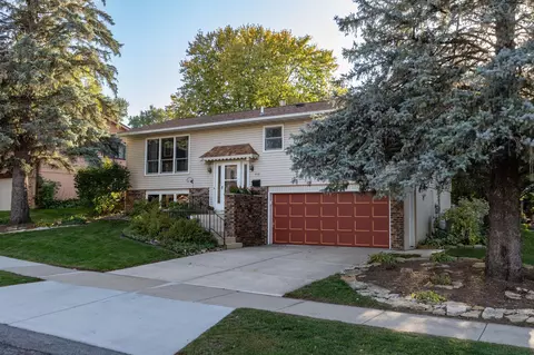 958 28th St NW, Rochester, MN 55901