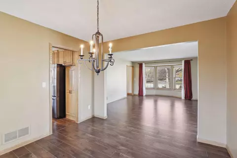 4142 Barrow Ct, Eagan, MN 55123 photo 6