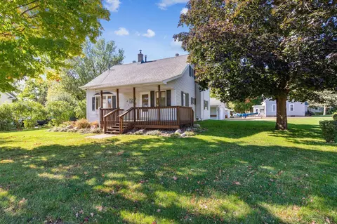 1515 Budd Ave, Maple Plain, MN 55359