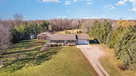 19225 Market Ave, Belle Plaine, MN 56011