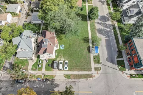 941 3rd St E, Saint Paul, MN 55106
