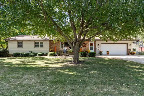 1530 7th Ave NE, Owatonna, MN 55060