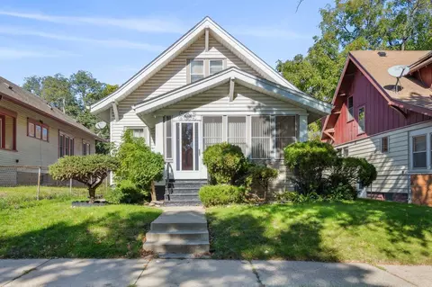 837 Fuller Ave, Saint Paul, MN 55104