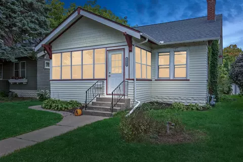 1618 Saint Clair Ave, Saint Paul, MN 55105