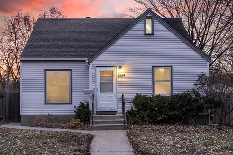 2854 Louisiana Ave S, Saint Louis Park, MN 55426