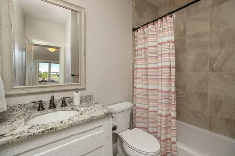Bath - 1817 Ancaster Dr NE, Byron, MN 55920 photo 2 of 11