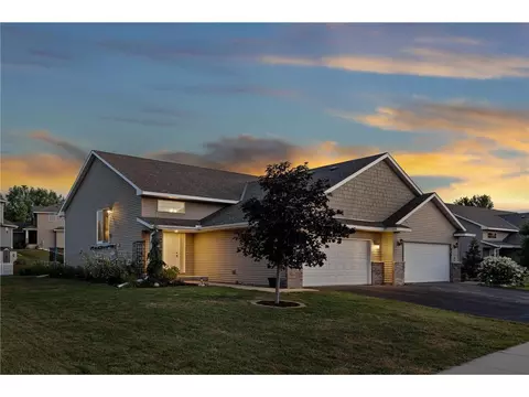 944 Breckenridge Ln, Montrose, MN 55363