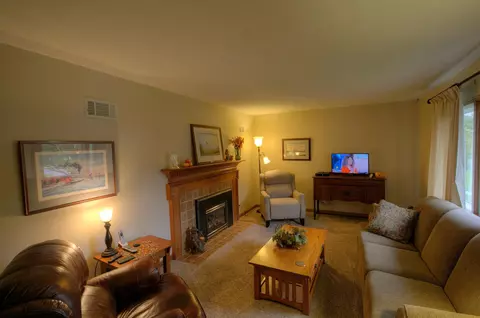 405 E 7th St, Red Wing, MN 55066