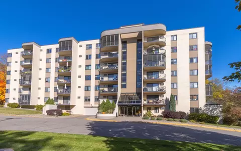 1111 Elway St #109, Saint Paul, MN 55116