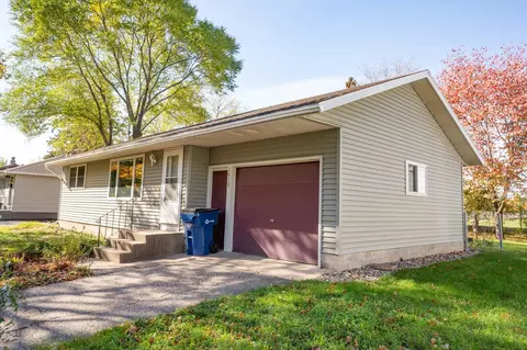 1413 11th Ave S, Saint Cloud, MN 56301 photo 2