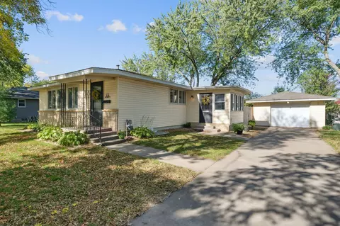 414 13th St W, Hastings, MN 55033