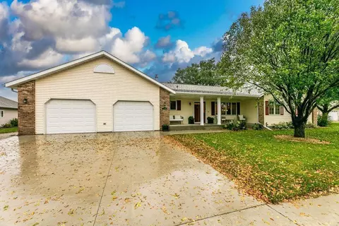 1103 Indiana Jones Ave, Marshall, MN 56258