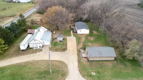 16031 Yacht Ave, Hutchinson, MN 55350