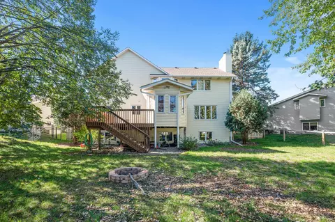 1308 Bridle Path Ct, Woodbury, MN 55125