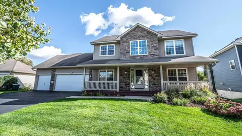 20655 E Oaks Dr, Farmington, MN 55024