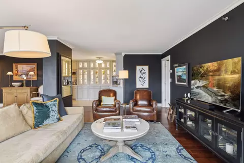1225 Lasalle Ave #1804, Minneapolis, MN 55403