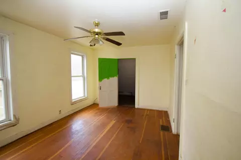 610 1st St E, Thief River Falls, MN 56701 photo 9