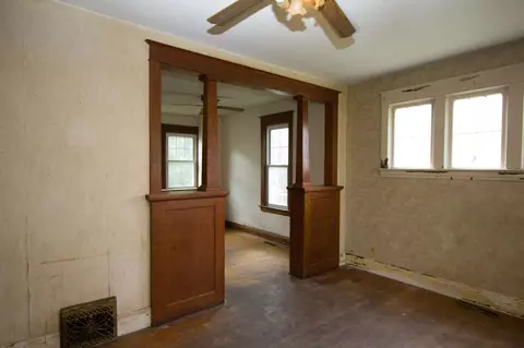 610 1st St E, Thief River Falls, MN 56701 photo 8