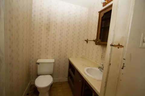 610 1st St E, Thief River Falls, MN 56701 photo 7