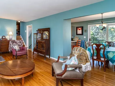 3900 Overlook Dr, Bloomington, MN 55437 photo 10