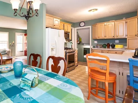 3900 Overlook Dr, Bloomington, MN 55437 photo 13