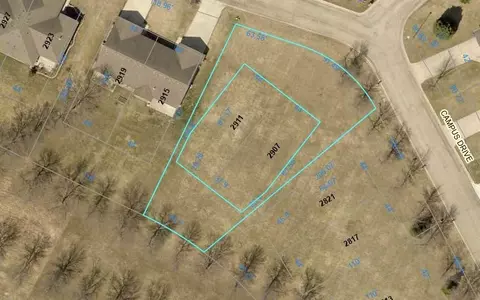 2907 2911 Campus Dr, Albert Lea, MN 56007
