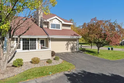 2185 Shenandoah Ct #H, Plymouth, MN 55447