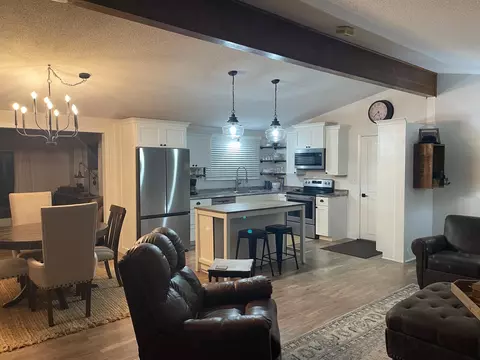 249 5th St, Tracy, MN 56175 photo 4