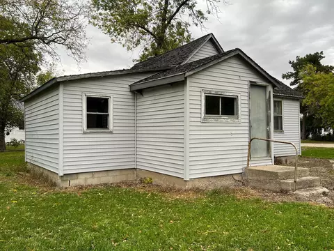 412 Westfall St, Beardsley, MN 56211 photo 4