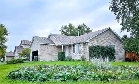 9822 Greenspruce Ave N, Brooklyn Park, MN 55443
