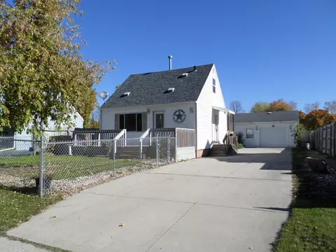 950 Tindolph Ave S, Thief River Falls, MN 56701
