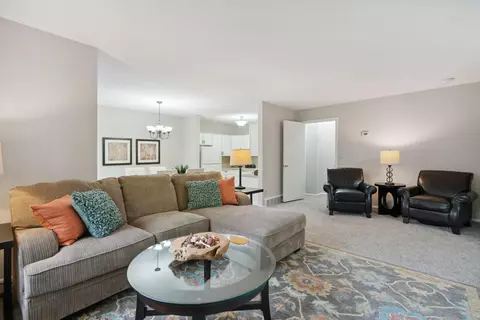 4071 Foss Rd #120, Saint Anthony, MN 55421