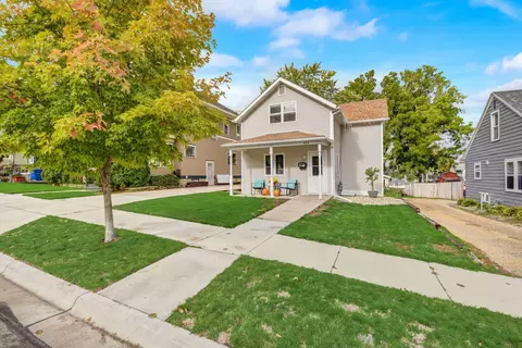 454 10th St, Red Wing, MN 55066
