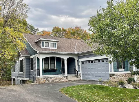 4093 Heritage Ln SE, Prior Lake, MN 55372