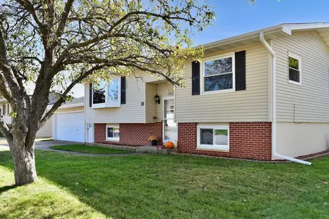 4841 W 9th St, Goodview, MN 55987 photo 2