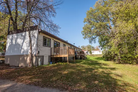 206 Main St, Dent, MN 56528