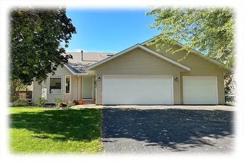9051 Rosewood Ln N, Maple Grove, MN 55369