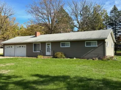 816 Woodland Ave, Park Rapids, MN 56470