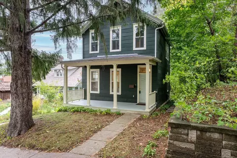 612 Livingston Ave, Saint Paul, MN 55107