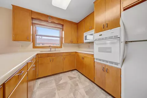 926 2nd St SW, Faribault, MN 55021 photo 6