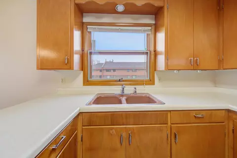 926 2nd St SW, Faribault, MN 55021 photo 7