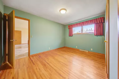 926 2nd St SW, Faribault, MN 55021 photo 13