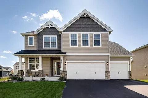 9303 Compass Pointe Rd, Woodbury, MN 55129
