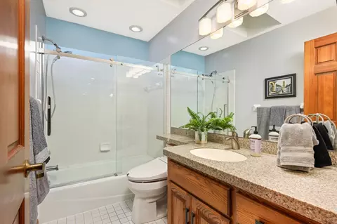 15 W Point Dr, Tonka Bay, MN 55331 photo 19